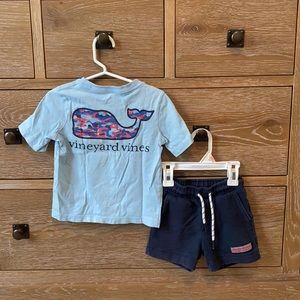 Vineyard vines logo tee and shorts